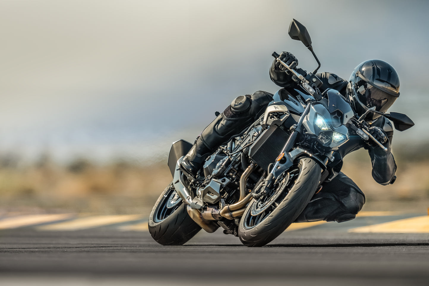 Z900 ABS 2025 Silver